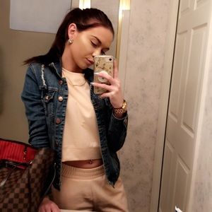 Meet your Posher, Kaitlyn